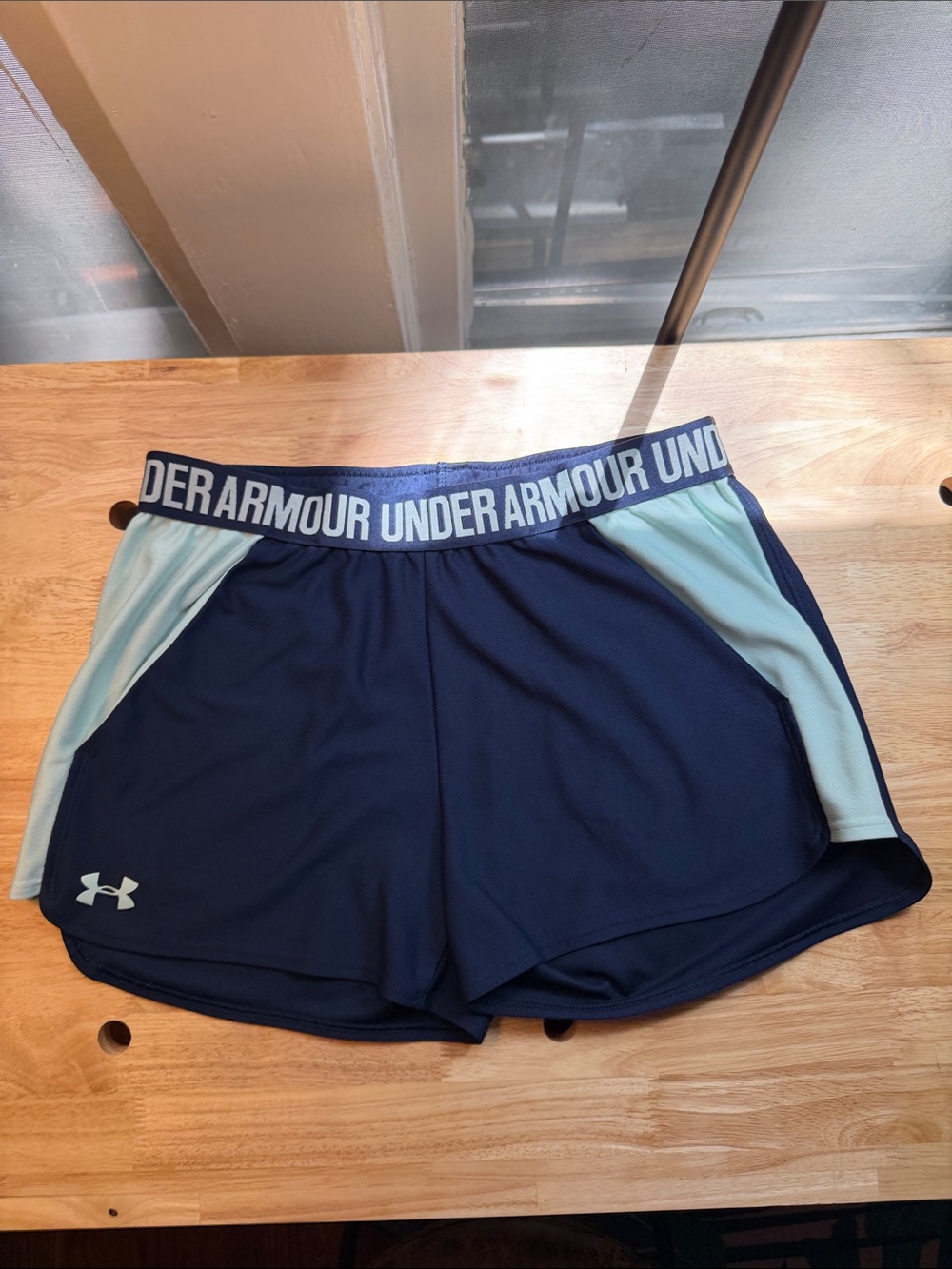 Under Armour Navy & Light Blue Women's Athletic Shorts - Medium